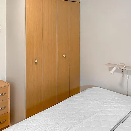 Pet Friendly In With Wifi Holiday home